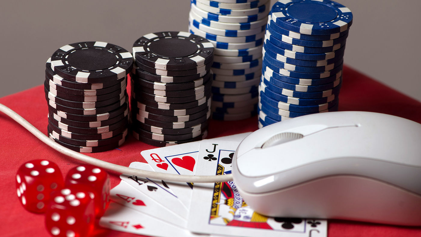 Online Casino and Decision-Making: Rationality vs. Emotion